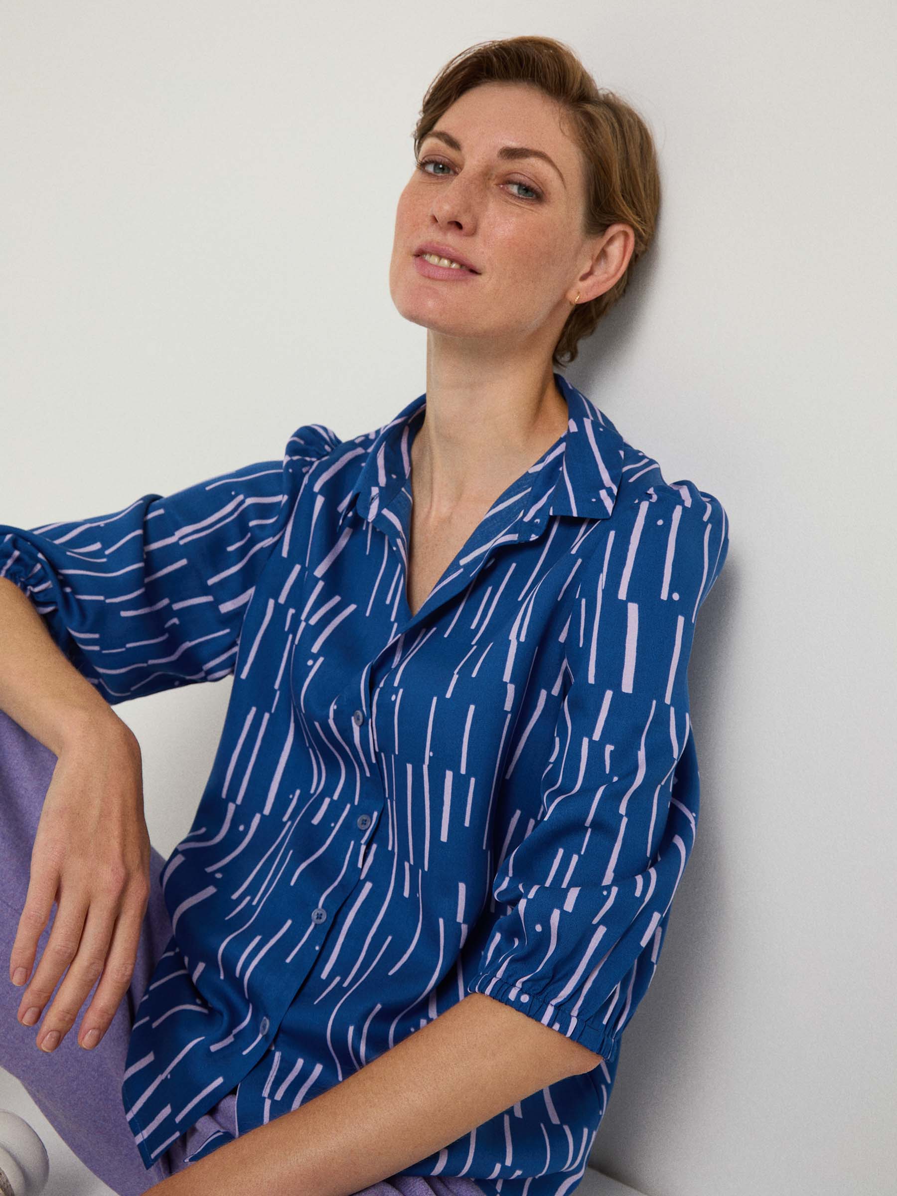 3/4-sleeve blouse print irregular