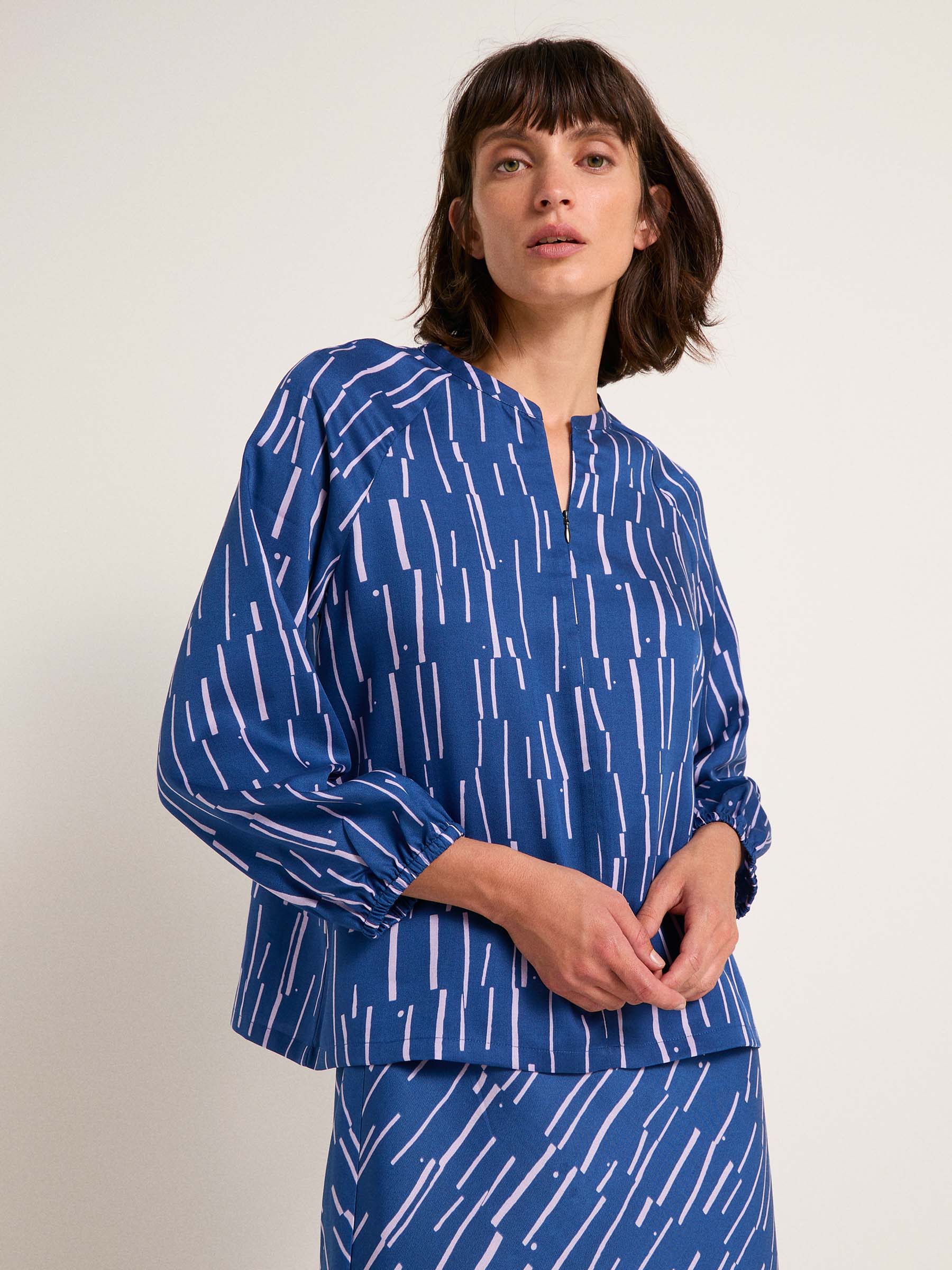 Bluse Print Irregular