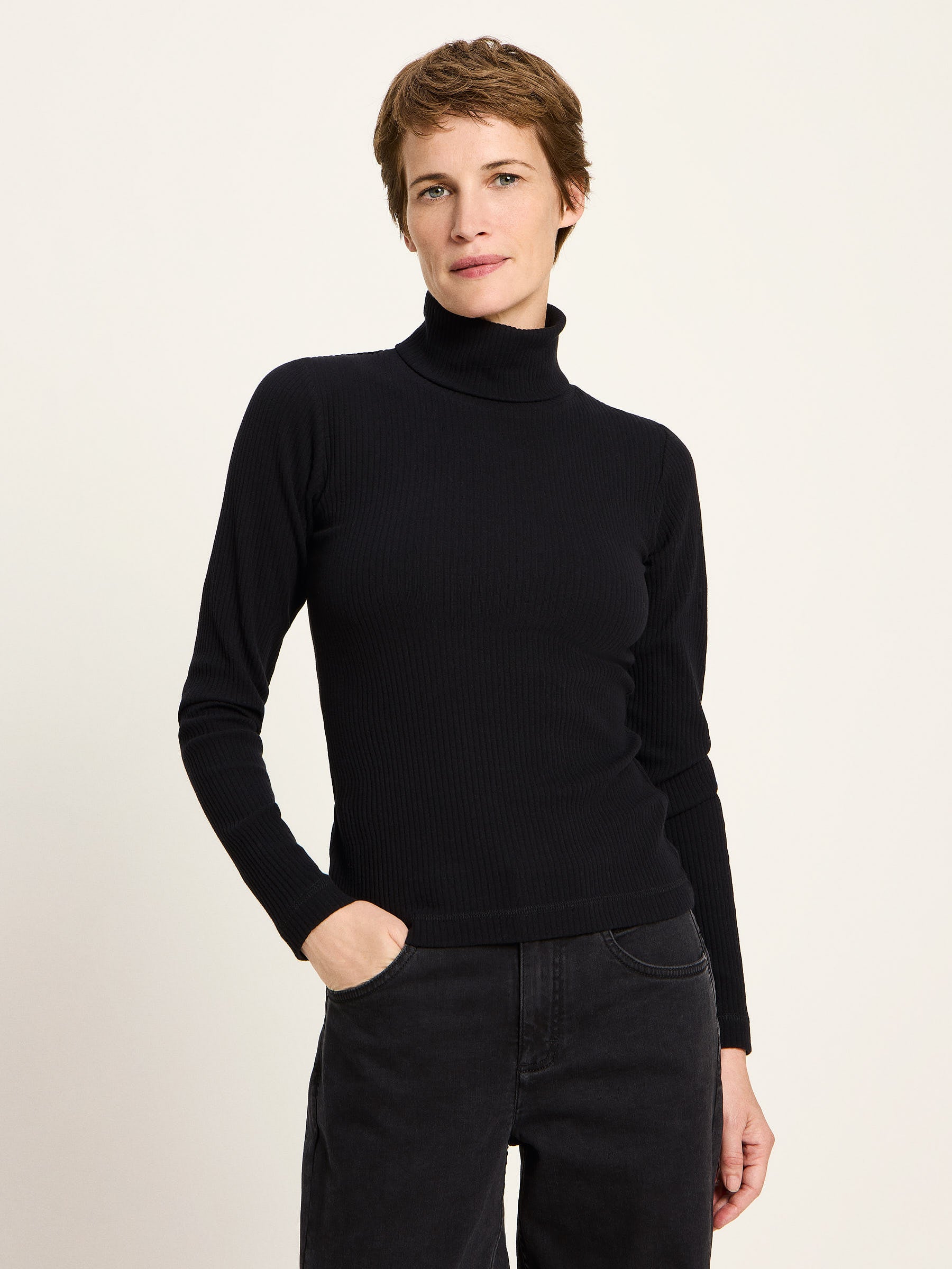 Turtleneck shirt in ribbed look (GOTS)
