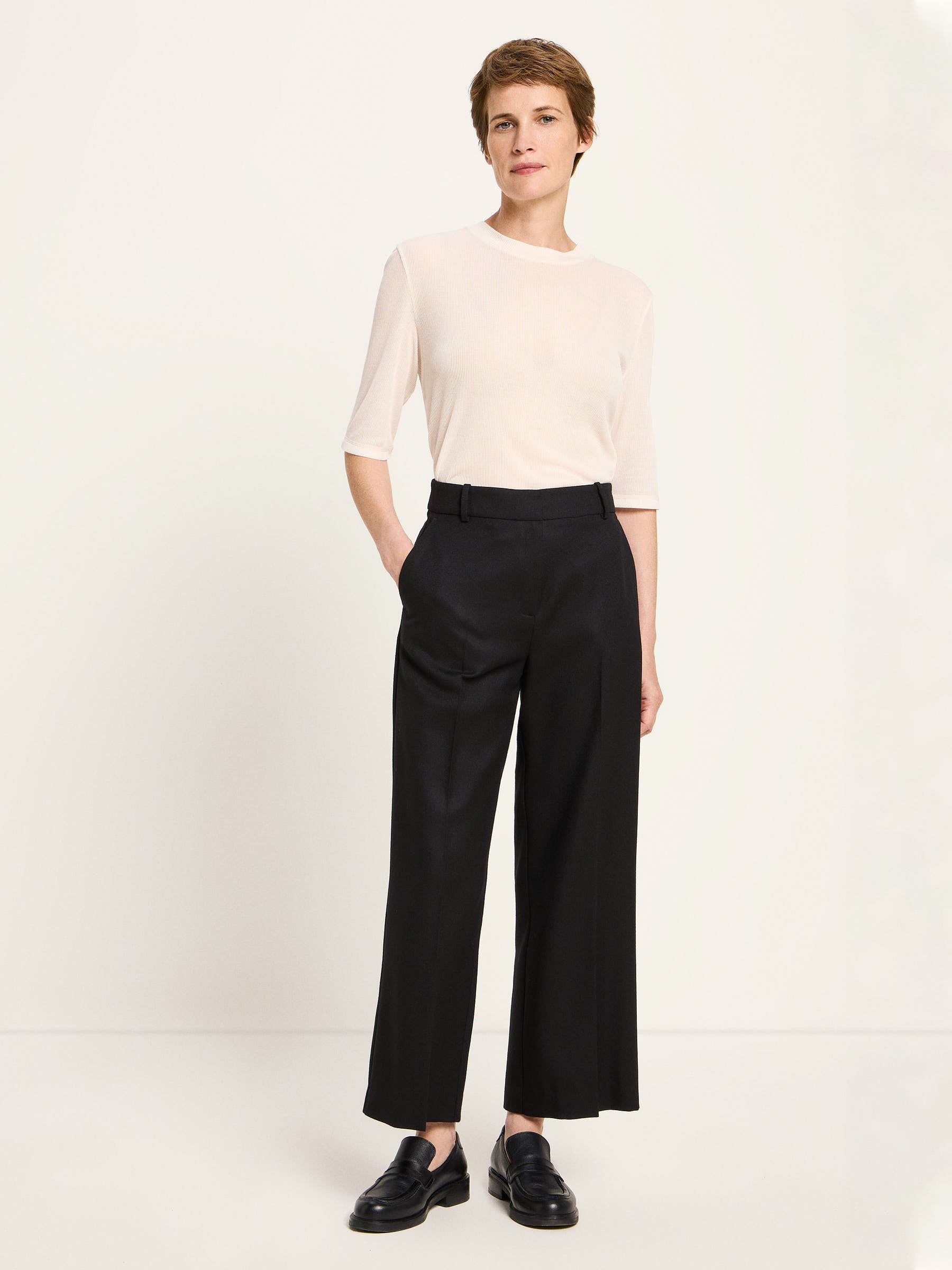 Cropped trousers (GOTS)