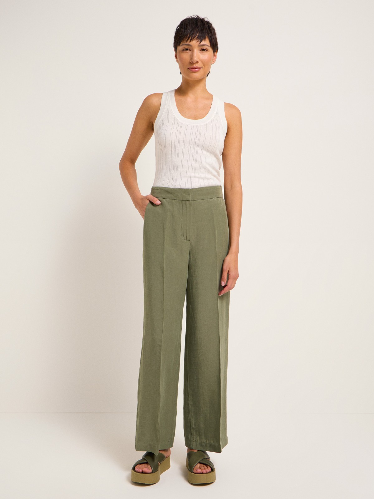 Wide trousers made from TENCEL™ & linen - tea leaf