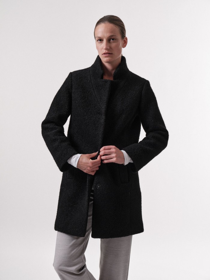 Bouclé coat made of organic wool - black