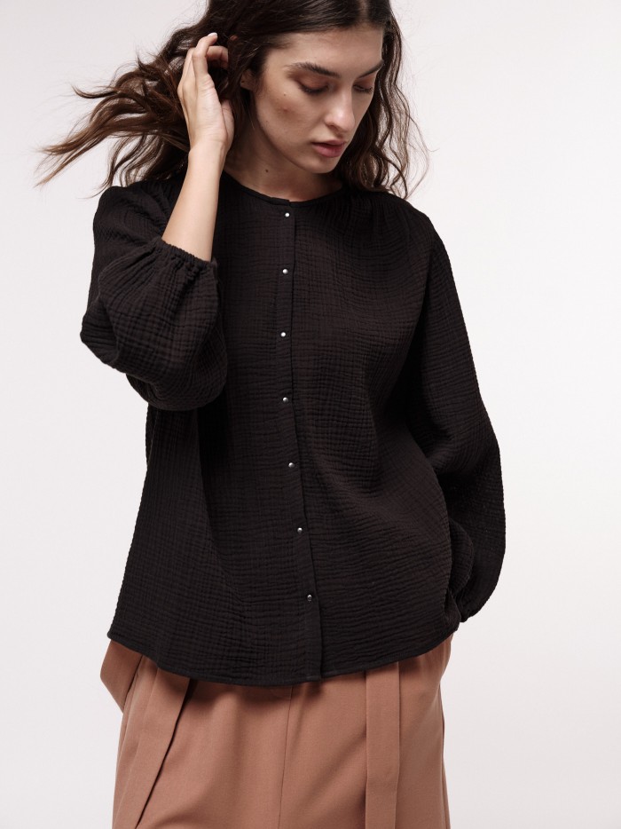 Structured Blouse made of organic cotton