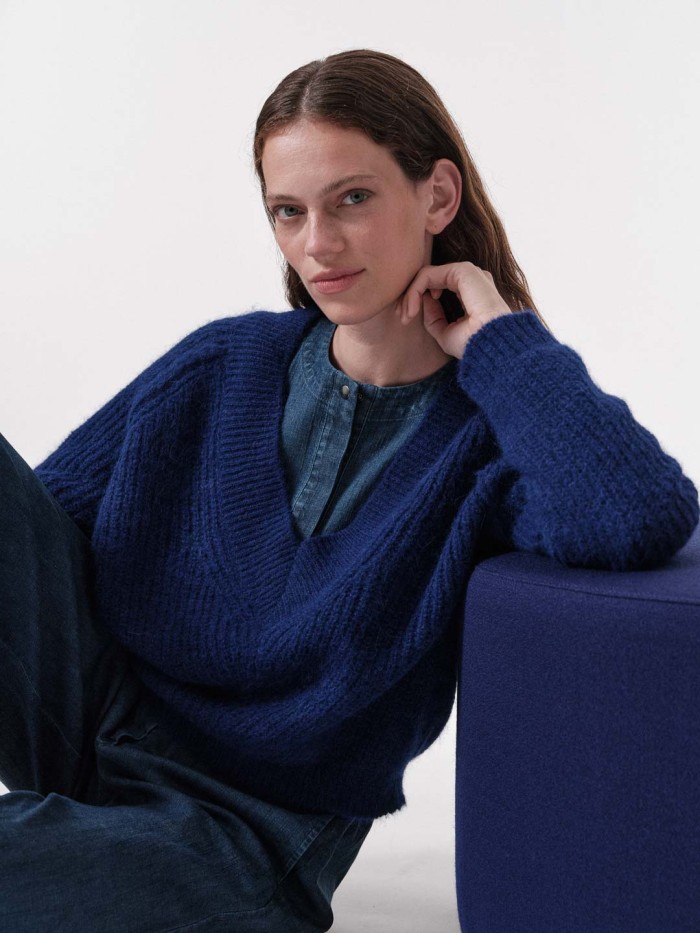 Pullover mit V-Ausschnitt aus Alpakawolle 