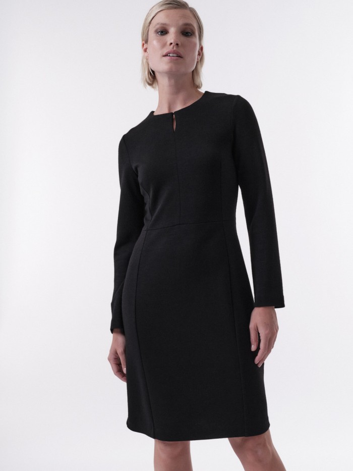 Sheath dress made of organic virgin wool - black