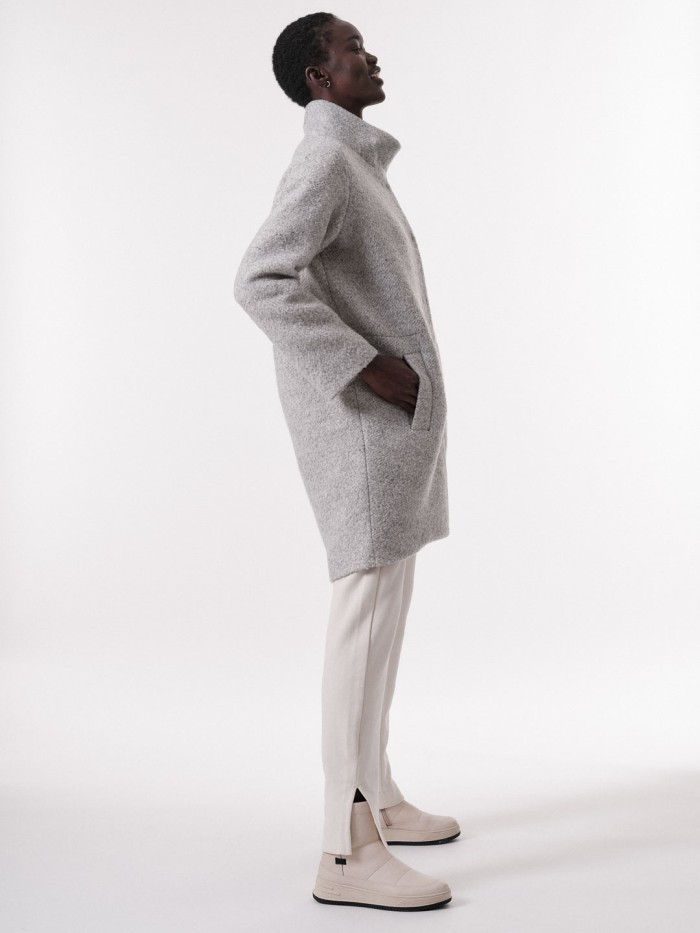 Eggshape coat made of organic new wool - silver