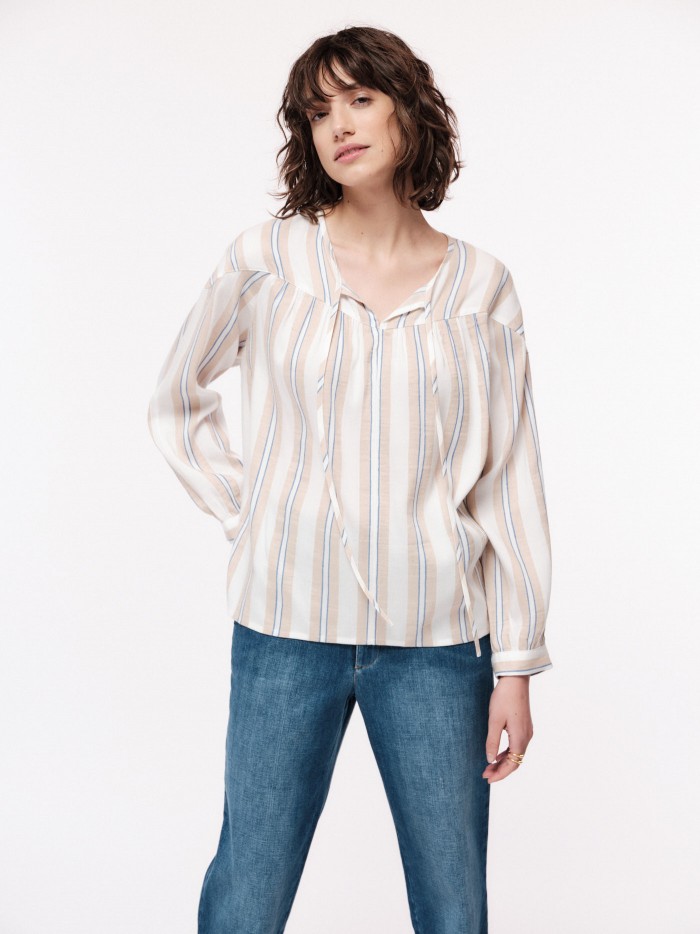 Blouse with stripes in LENZING™ ECOVERO™ & linen