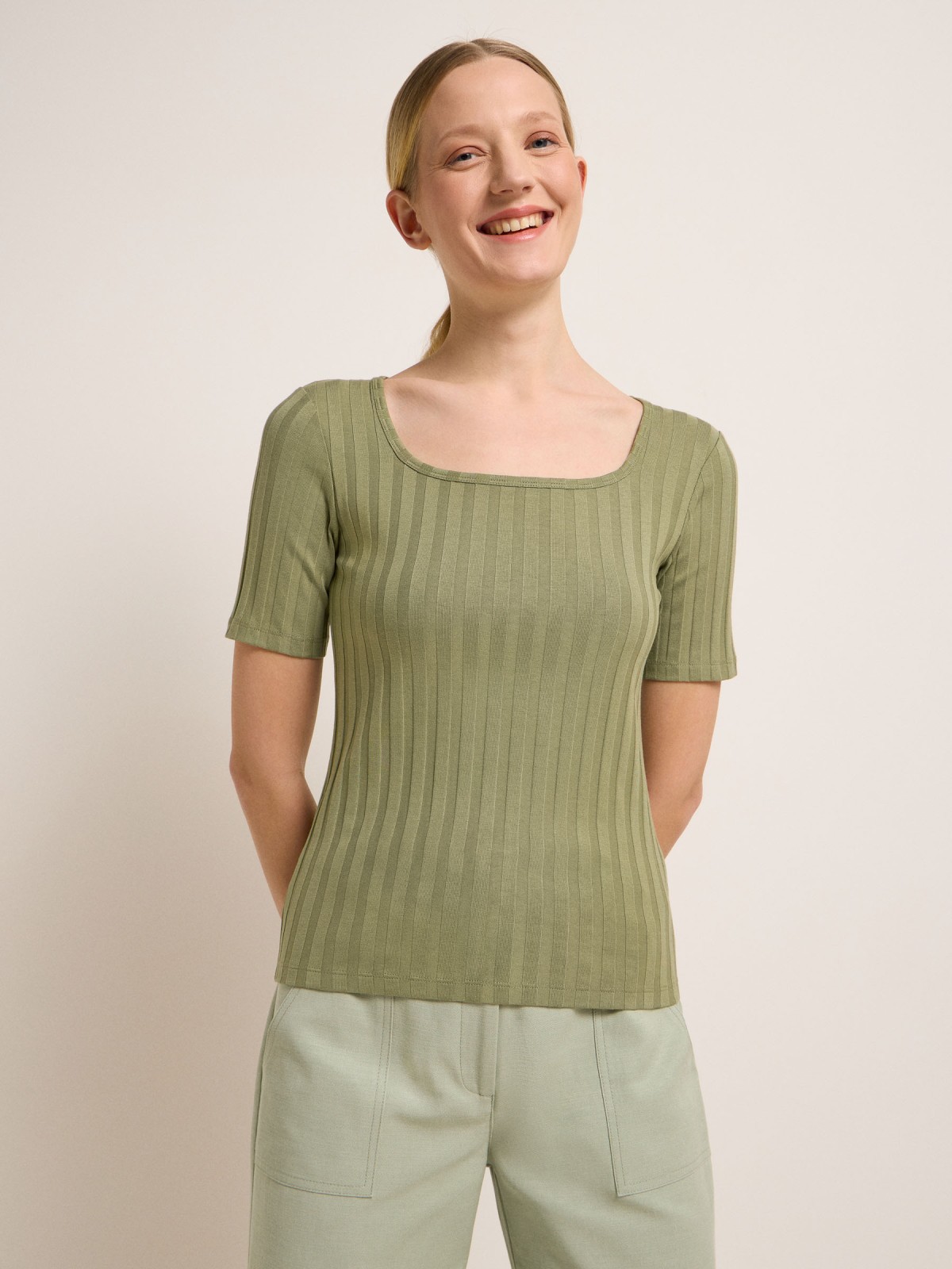 Half-sleeved shirt made from TENCEL™ & organic cotton - tea leaf